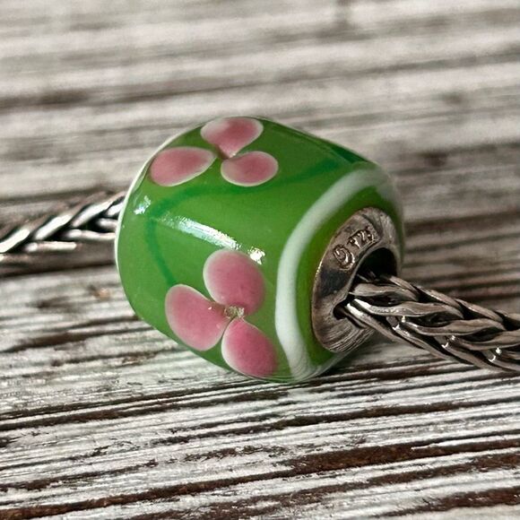 Halia Glass Barrel Charm 925S Sterling Core | Green & Pink Flower - Picture 1 of 4